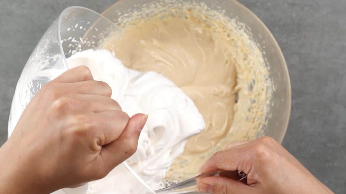 Add whipping cream to the cream cheese mixture
