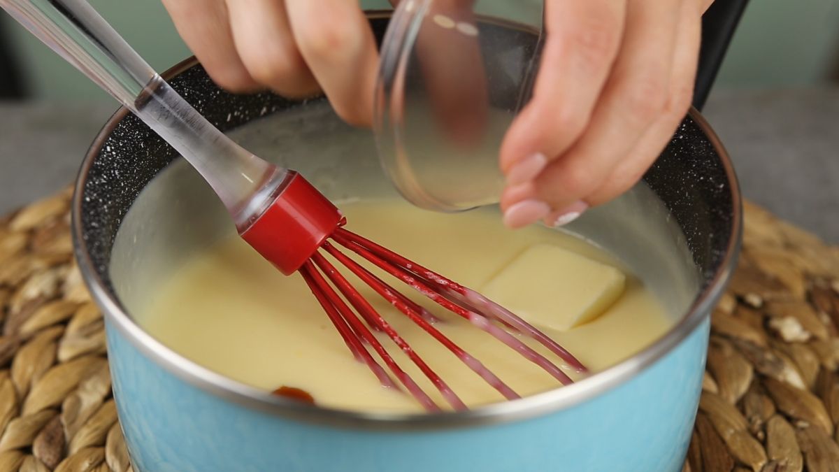 add butter and vanilla into the mixture