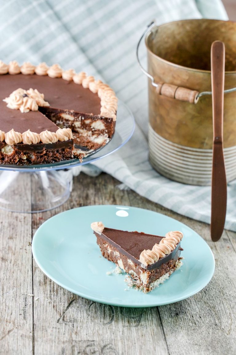 No-Bake Cookie Cake - No-Bake Dessert Recipes