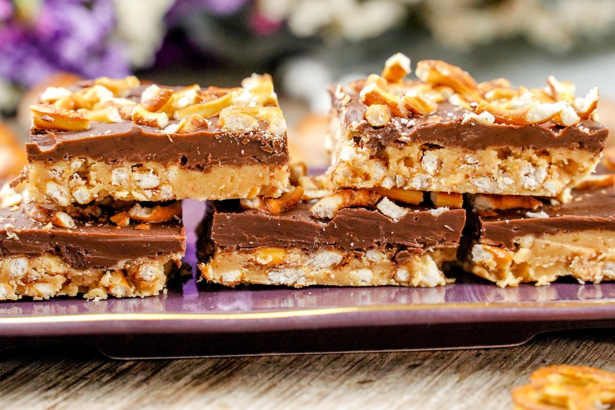 Zoom in Side view image No-Bake Pretzel Peanut Butter Chocolate Bars placed one over the above