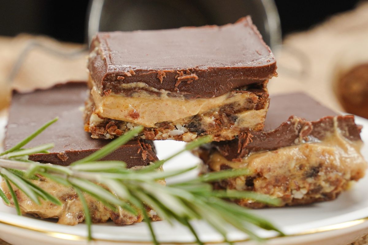 Side view zoom image of Homemade Twix Bars