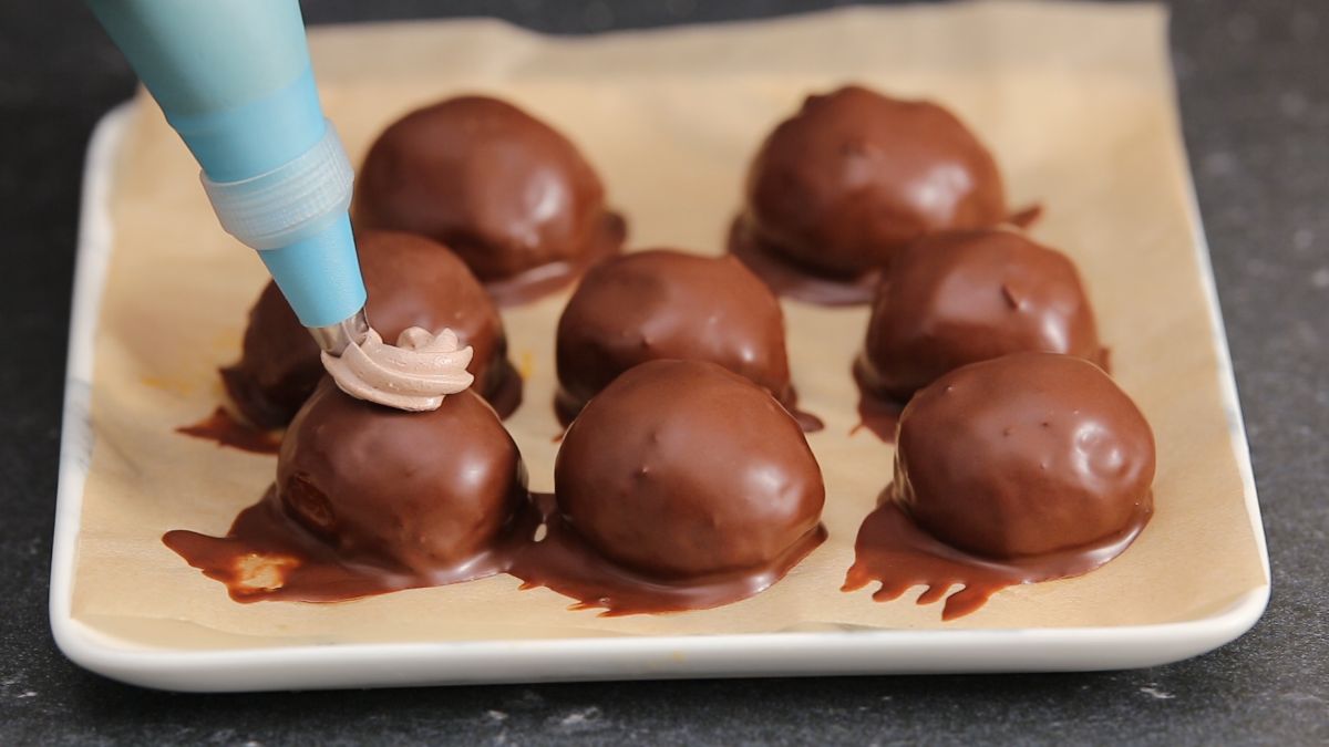decorate it with cream and finally No-Bake Pumpkin Bites ready to enjoy