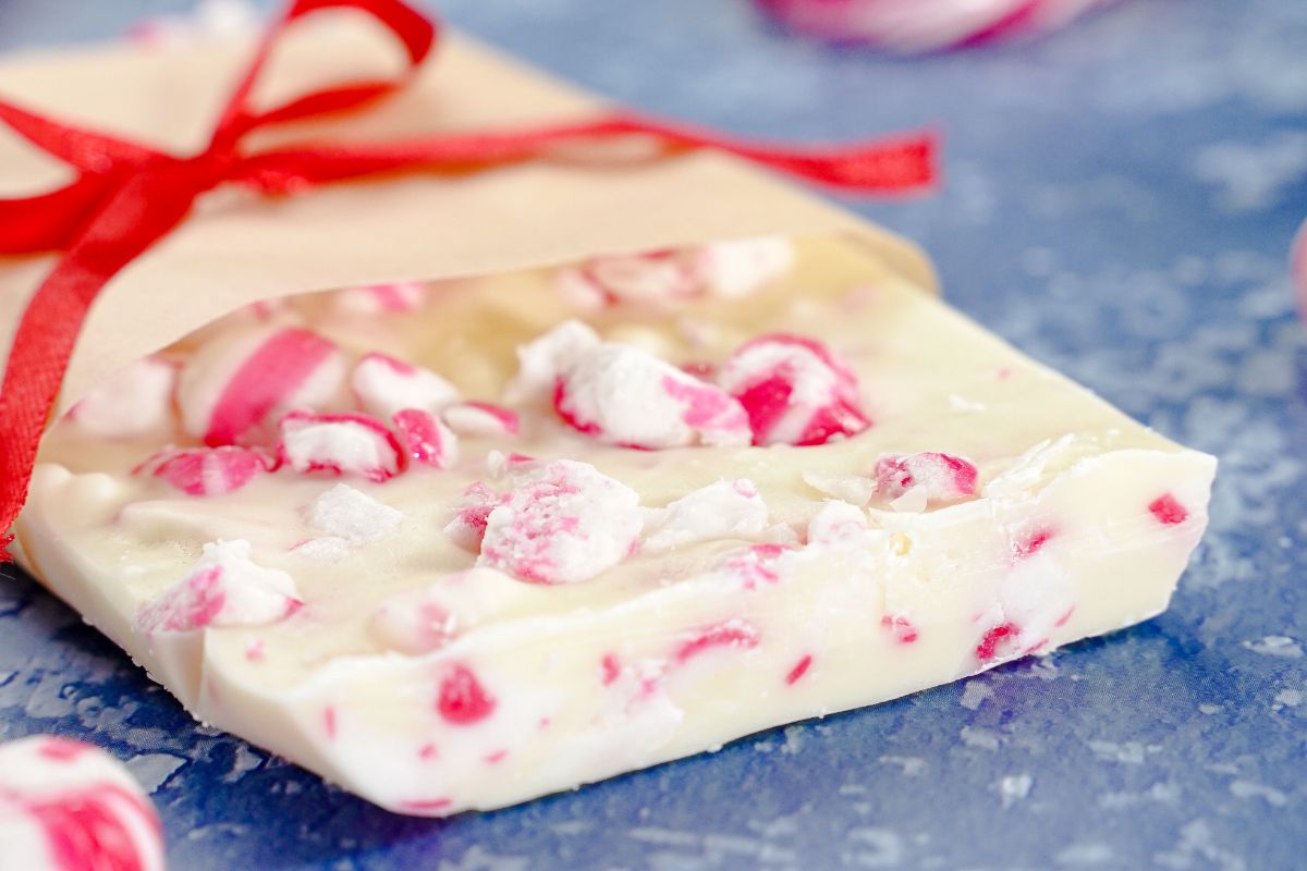 zoom in image of Peppermint Bark