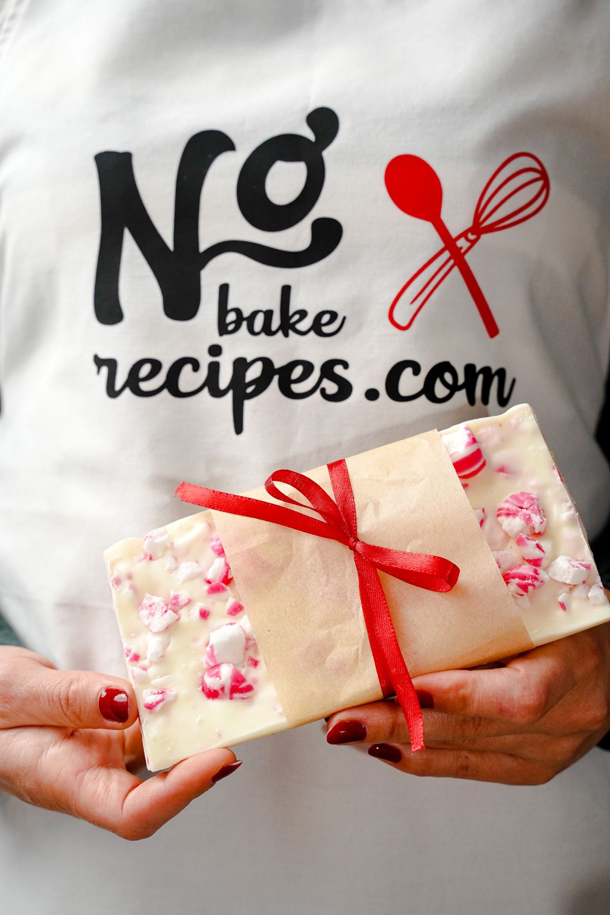 Peppermint Bark hold in hand