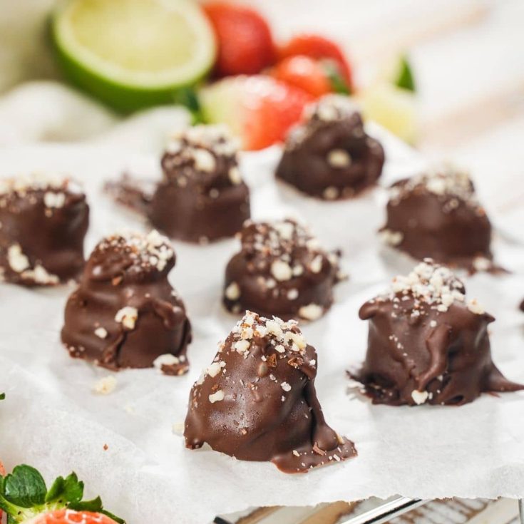 Recipe Card of Easy No-Bake Snickers Bites
