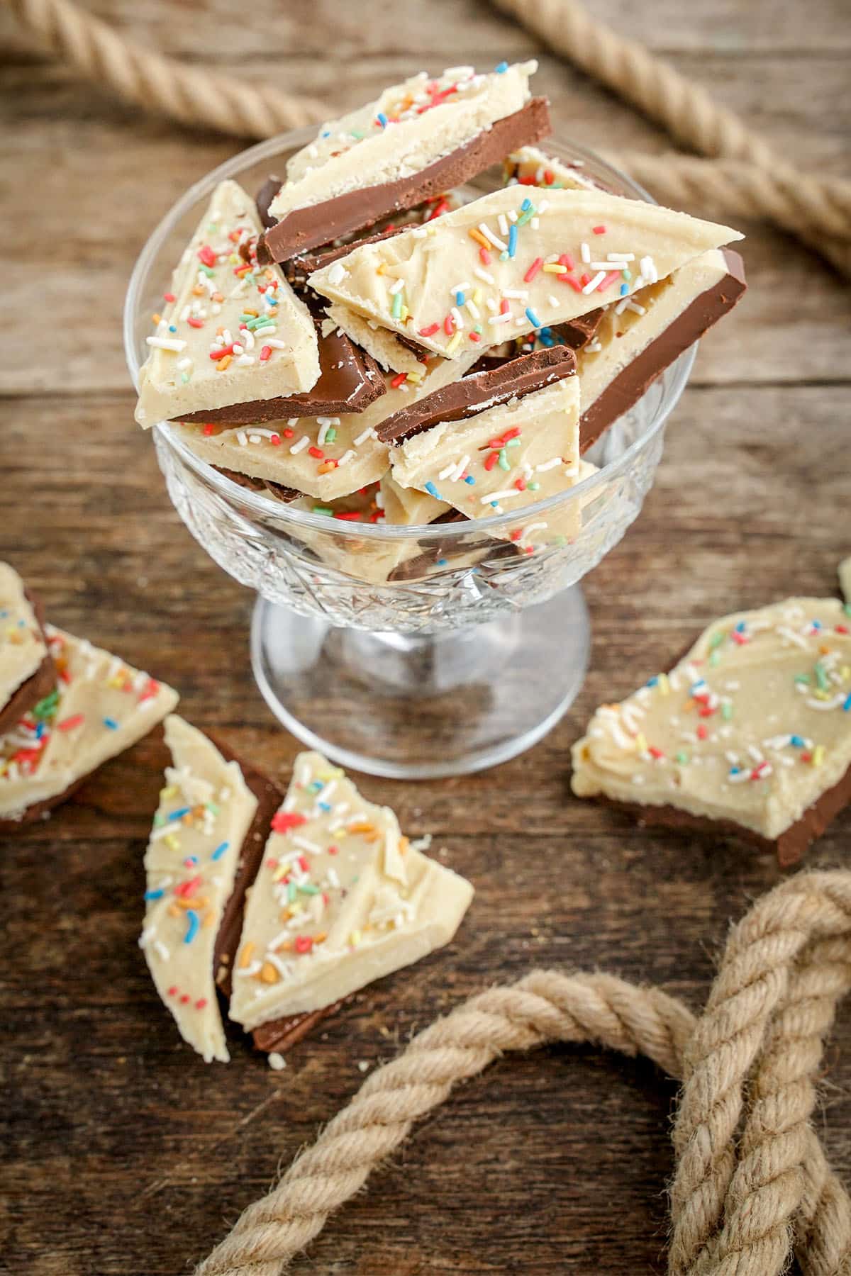 bowl of Funfetti Bark on a wood table