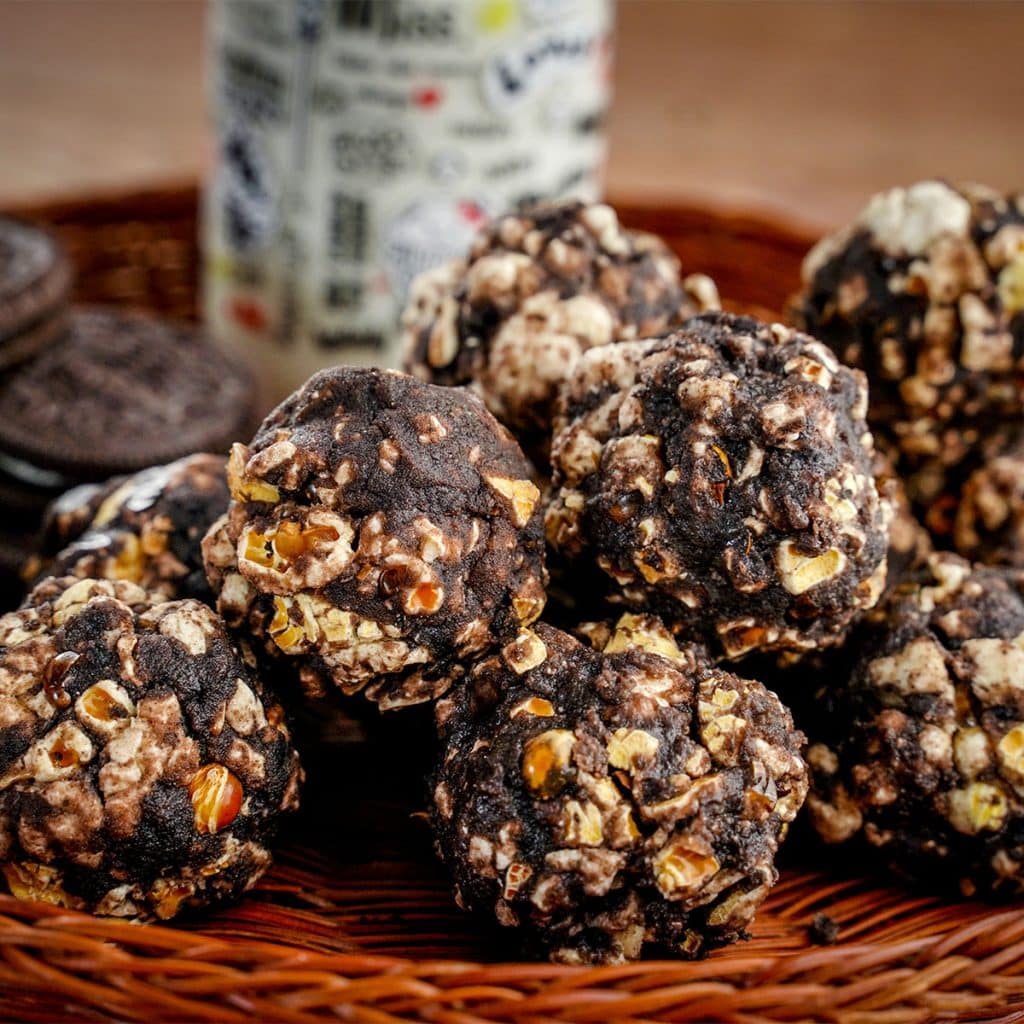 15Minute Oreo Popcorn Balls An Easy, NoBake Treat Recipe NoBake