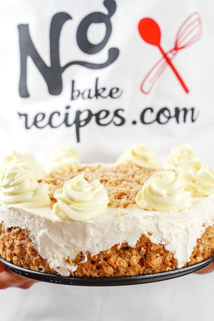 Ridiculously Easy NoBake Oatmeal Cream Pie Made with Oatmeal Cream Pie