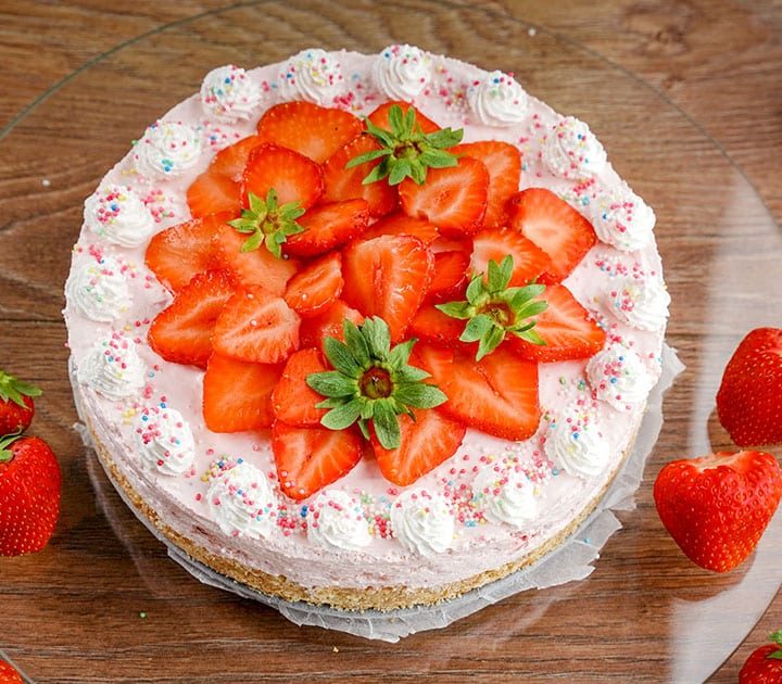 Beautifully Decorated Strawberry Cheesecake.